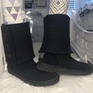 Black knitted Ugg Boots/Fur lined